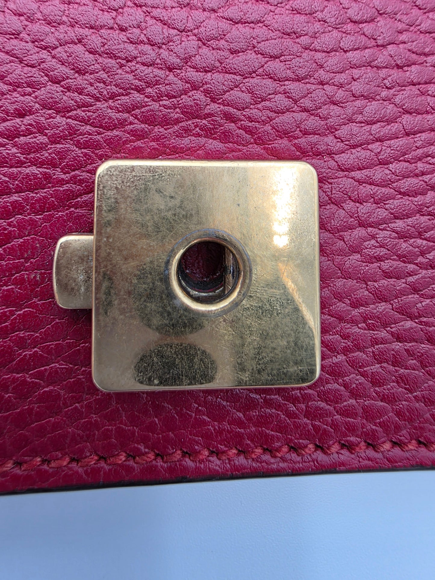 Gucci Dionysus Mini Shoulder Bag in Hibiscus Red