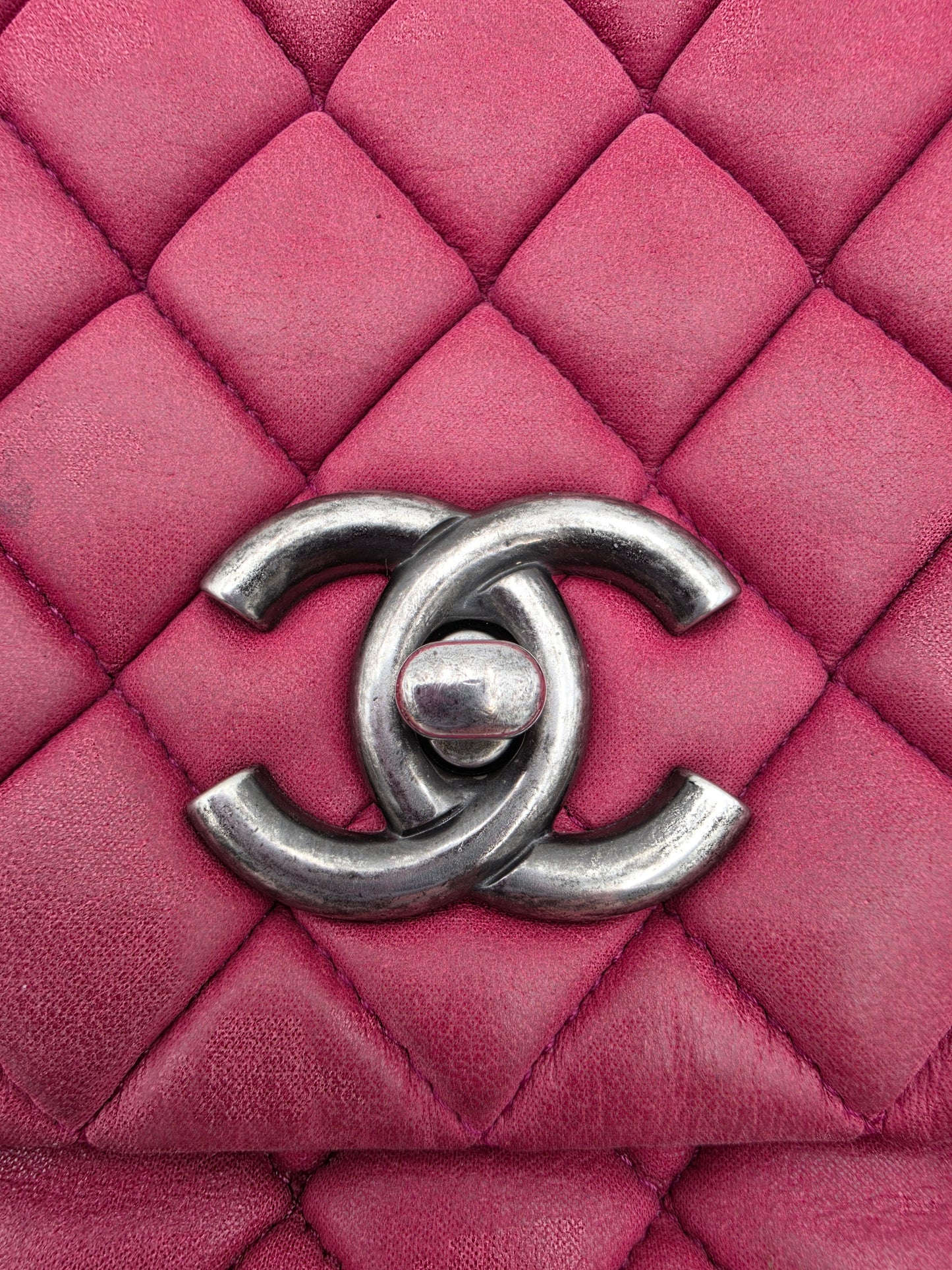 Chanel New Bubble Flap Bag in Pink Iridescent Calfskin