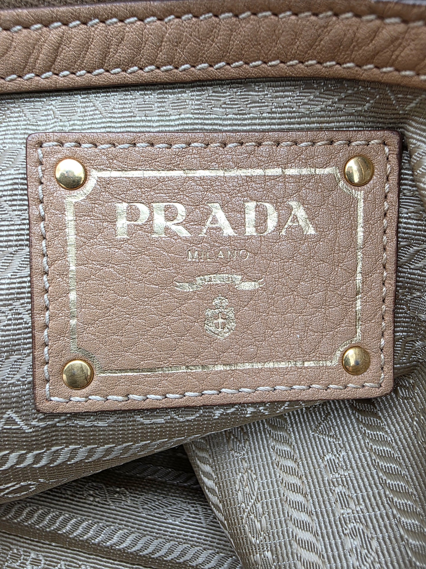 Prada Vitello Daino Shopping Tote in Cannella