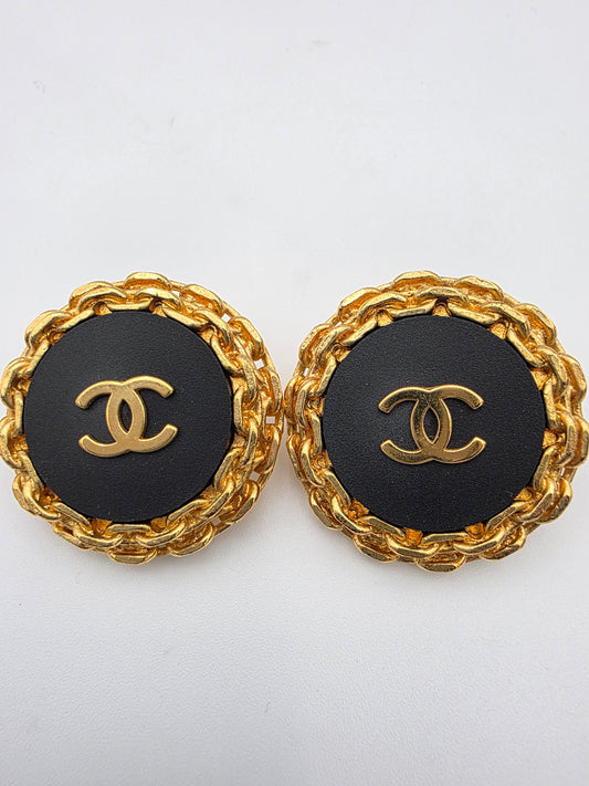Chanel 93A CC Logo Clip-On Earrings in Gold and Black