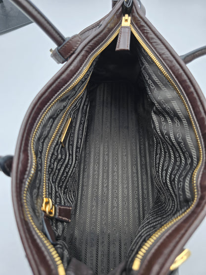 Prada Bonnie Large Leather Handbag in Dark Brown