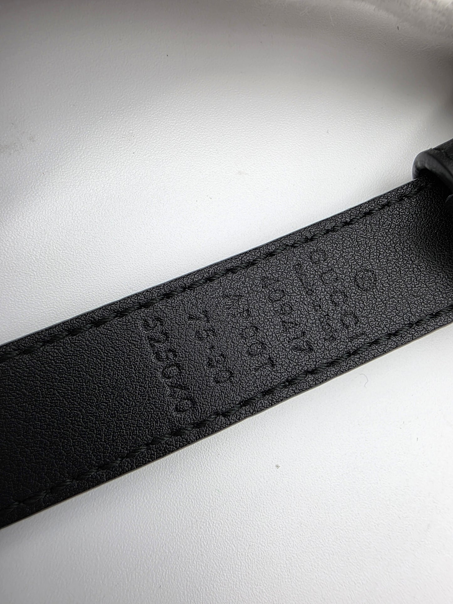 Gucci GG Marmont Thin Belt in Black