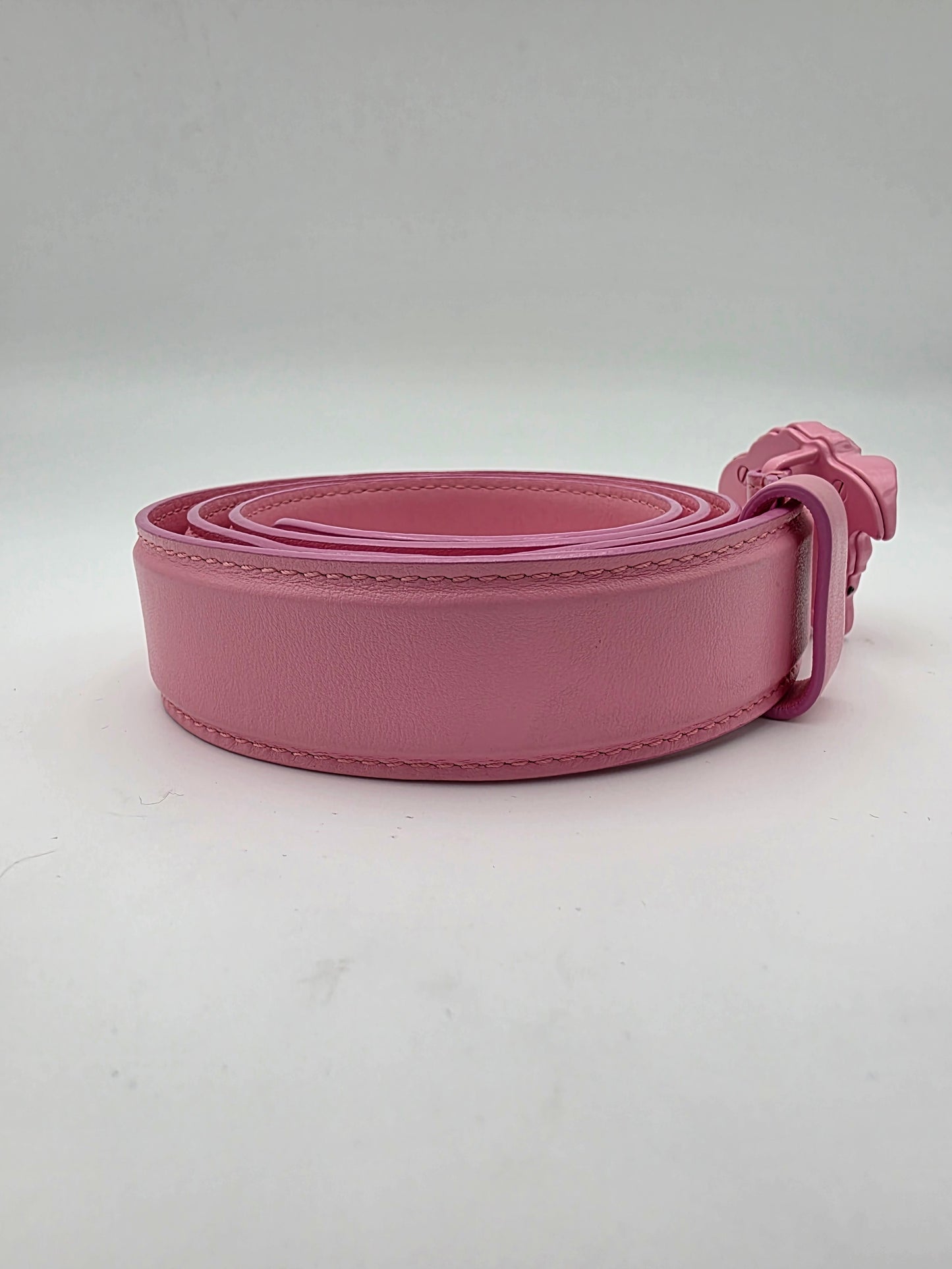 Versace La Medusa Leather Belt in Pink