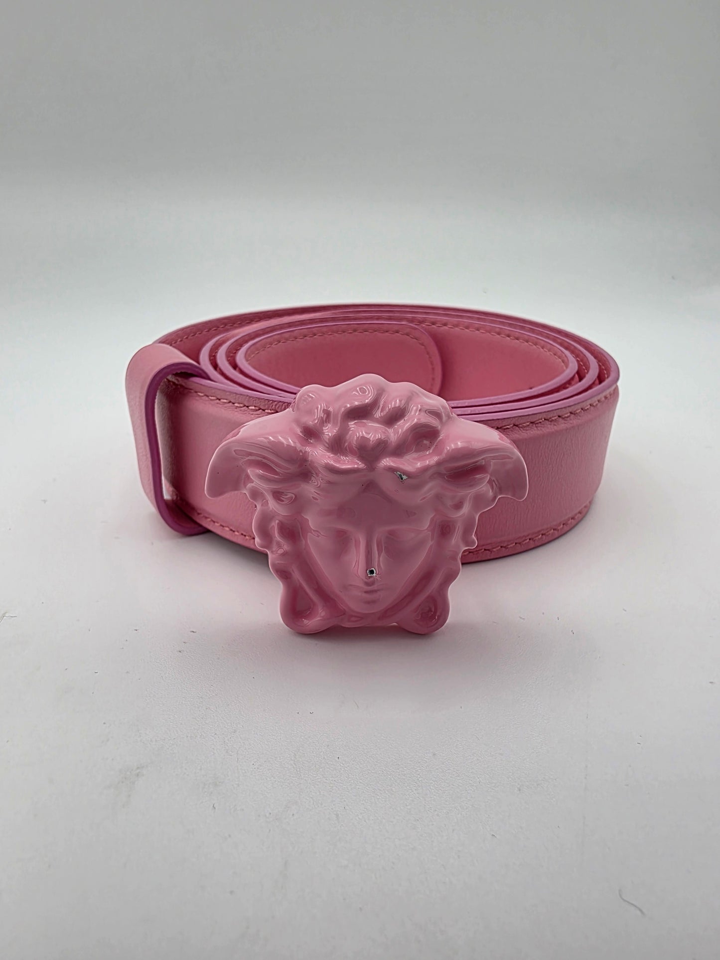 Versace La Medusa Leather Belt in Pink