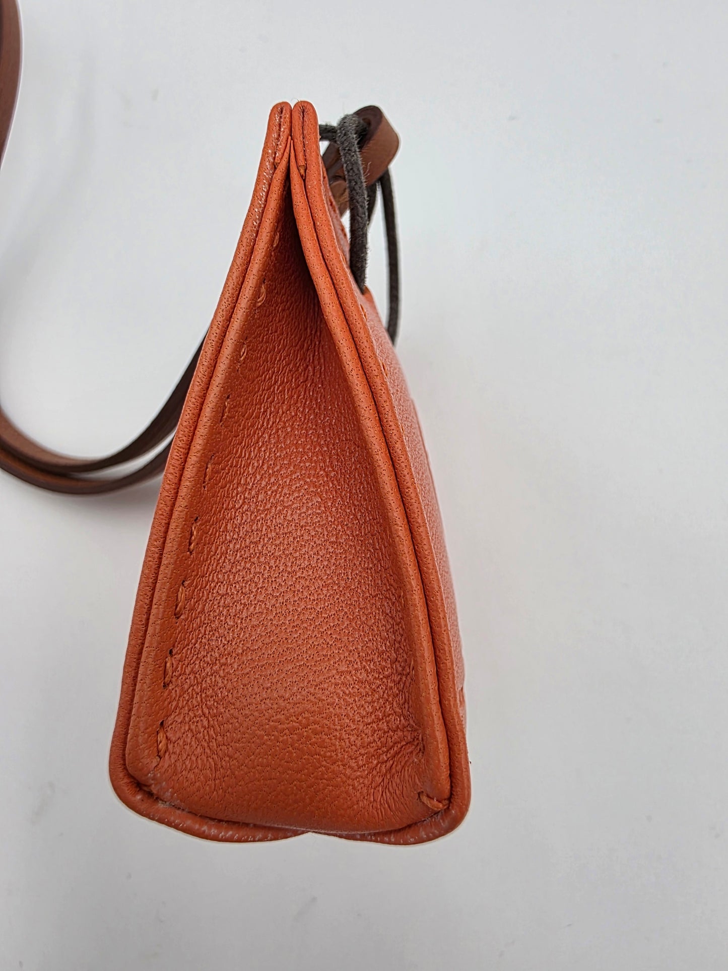 Hermès Milo Lambskin Shopping Bag Charm in Feu