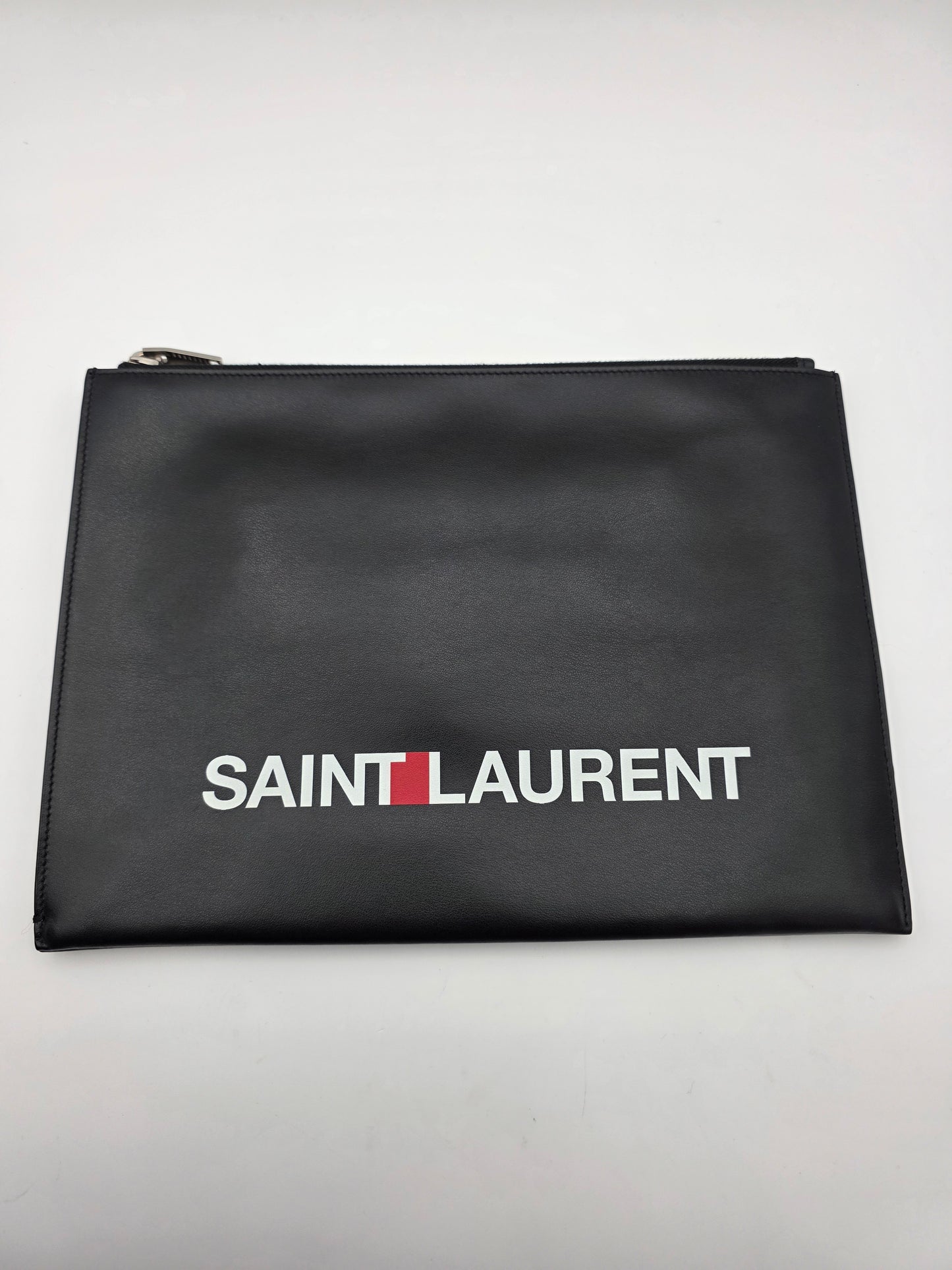 Saint Laurent Logo Zipped Tablet Pouch (Rider Sport) in Black
