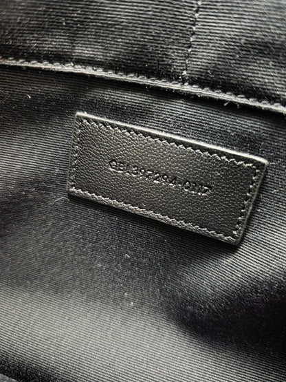 Saint Laurent Logo Zipped Tablet Pouch (Rider Sport) in Black