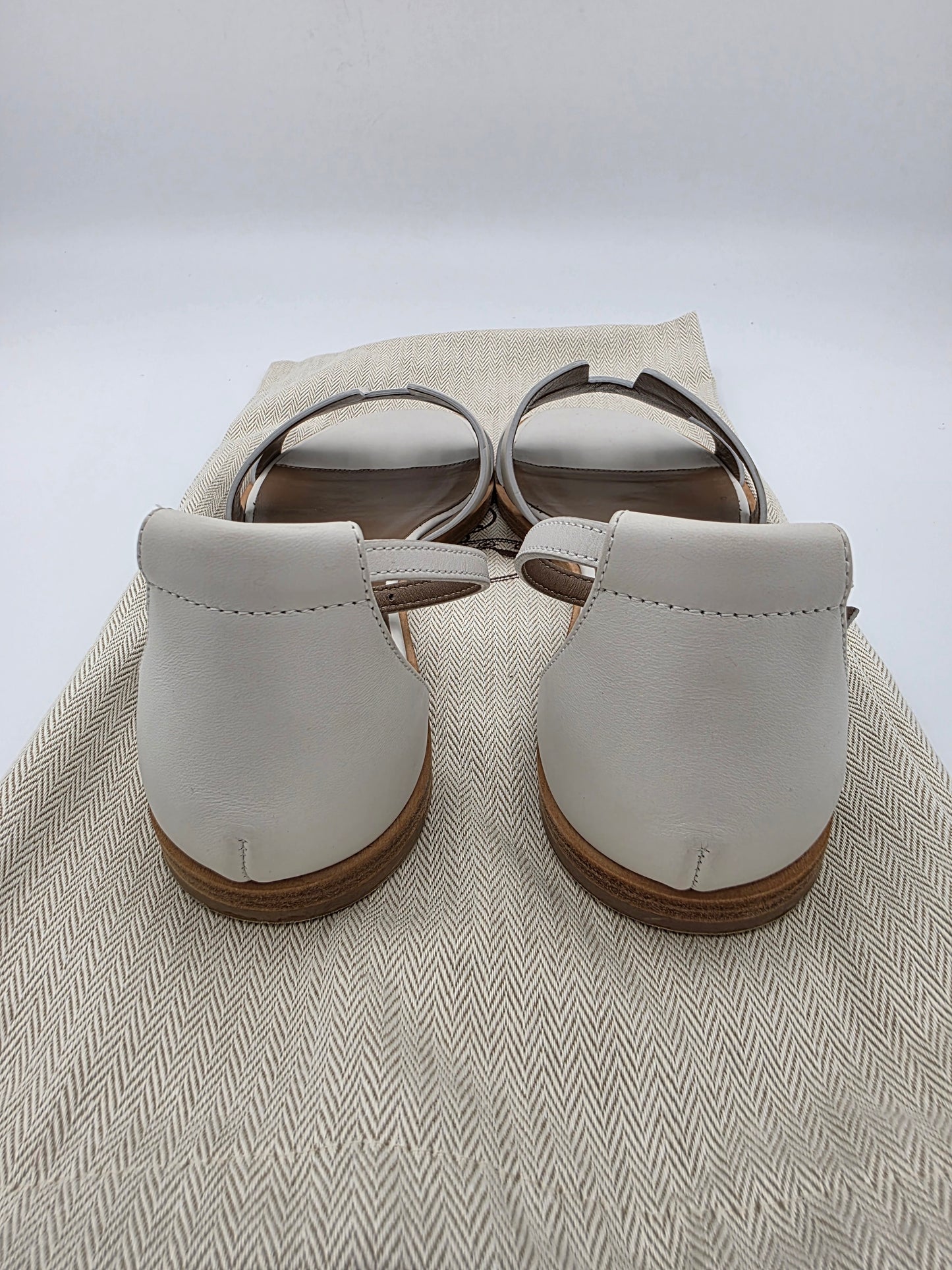 Hermès Santorini Sandals in White Calfskin
