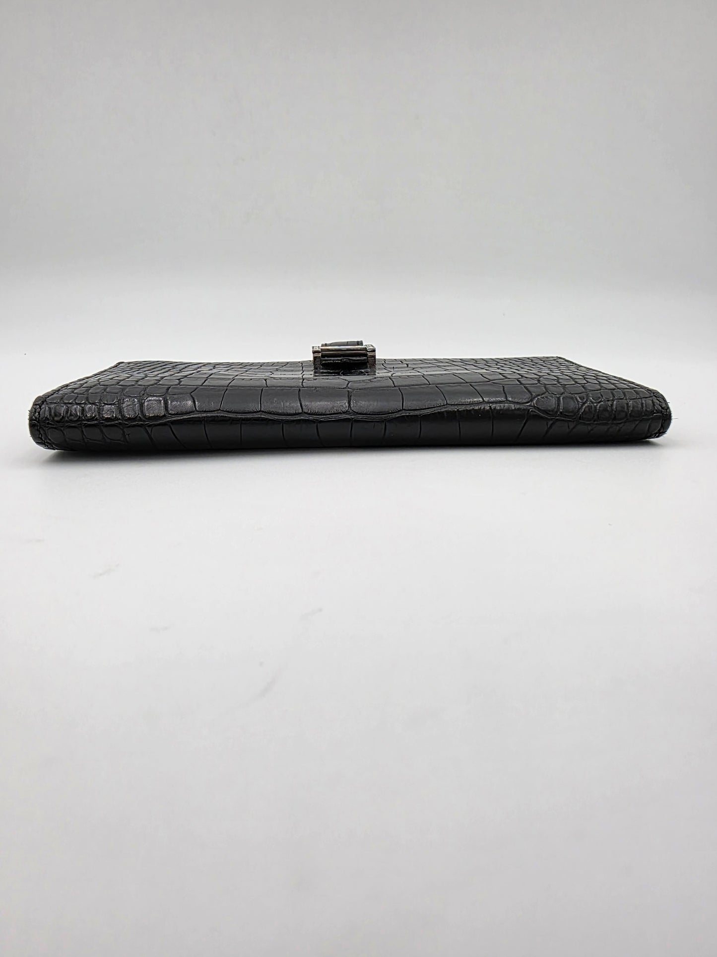 Hermès Béarn Long Wallet Alligator Leather In Noir with Diamond H Clasp