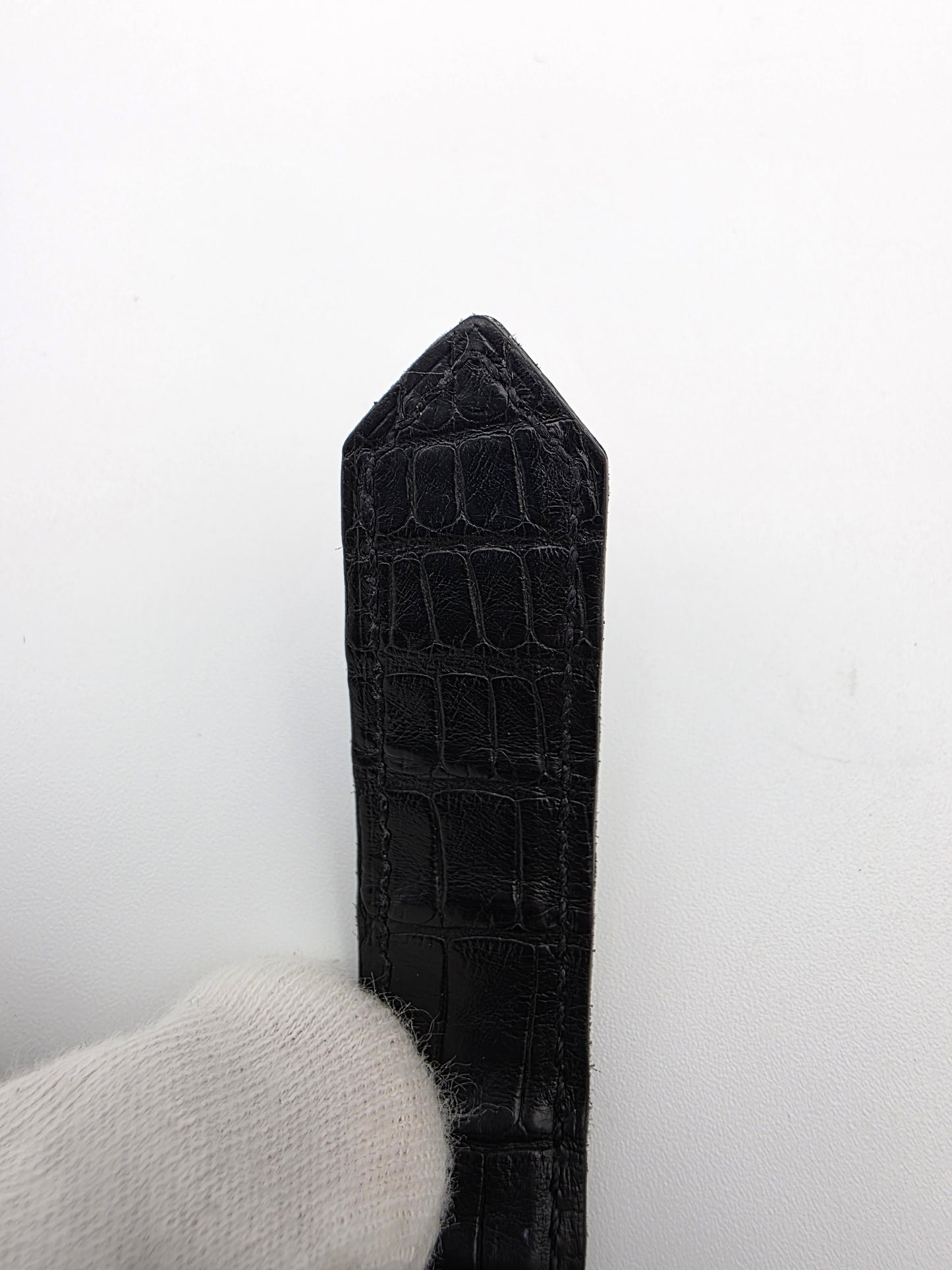 Hermès Béarn Long Wallet Alligator Leather In Noir with Diamond H Clasp