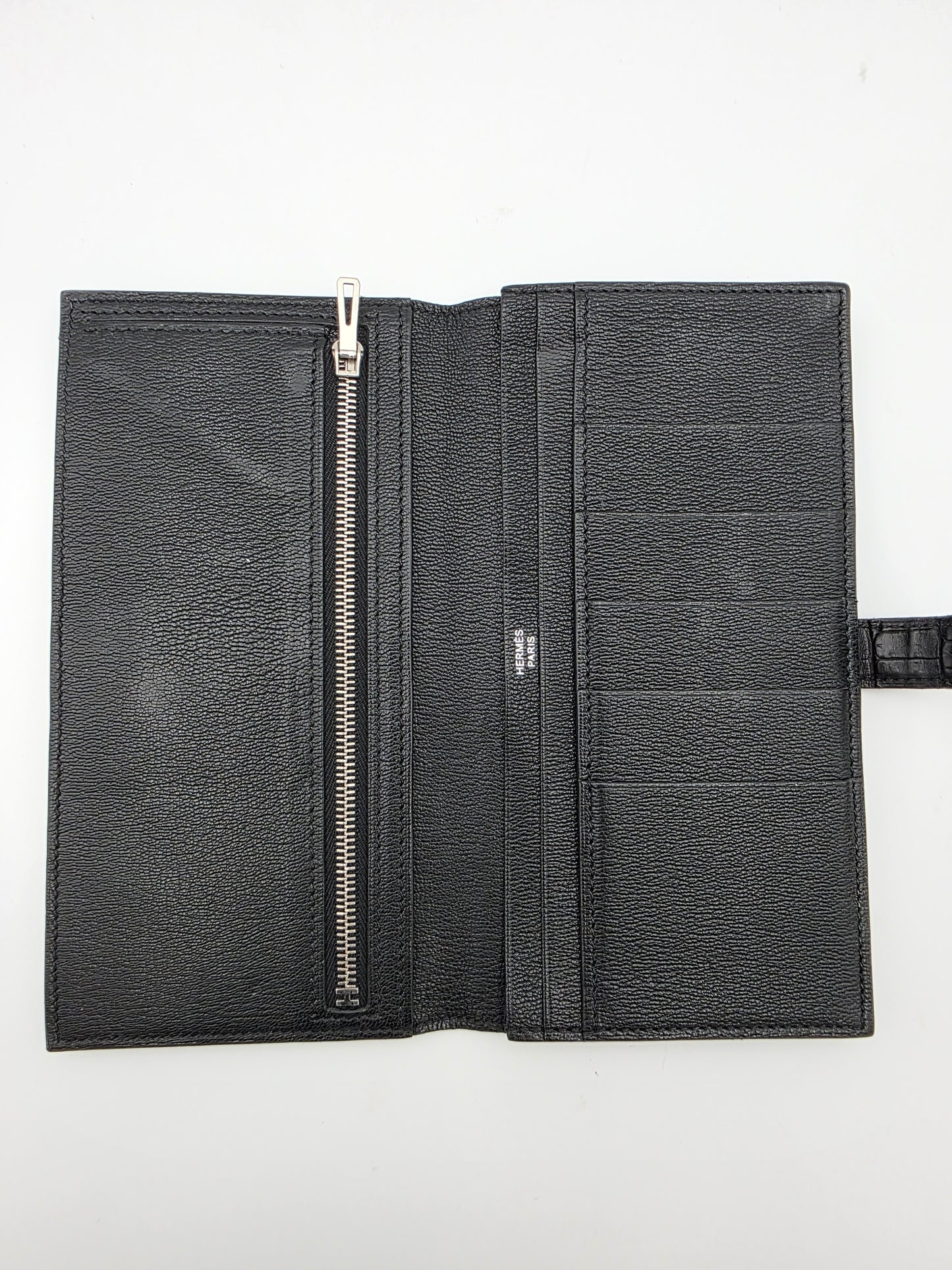 Hermès Béarn Long Wallet Alligator Leather In Noir with Diamond H Clasp
