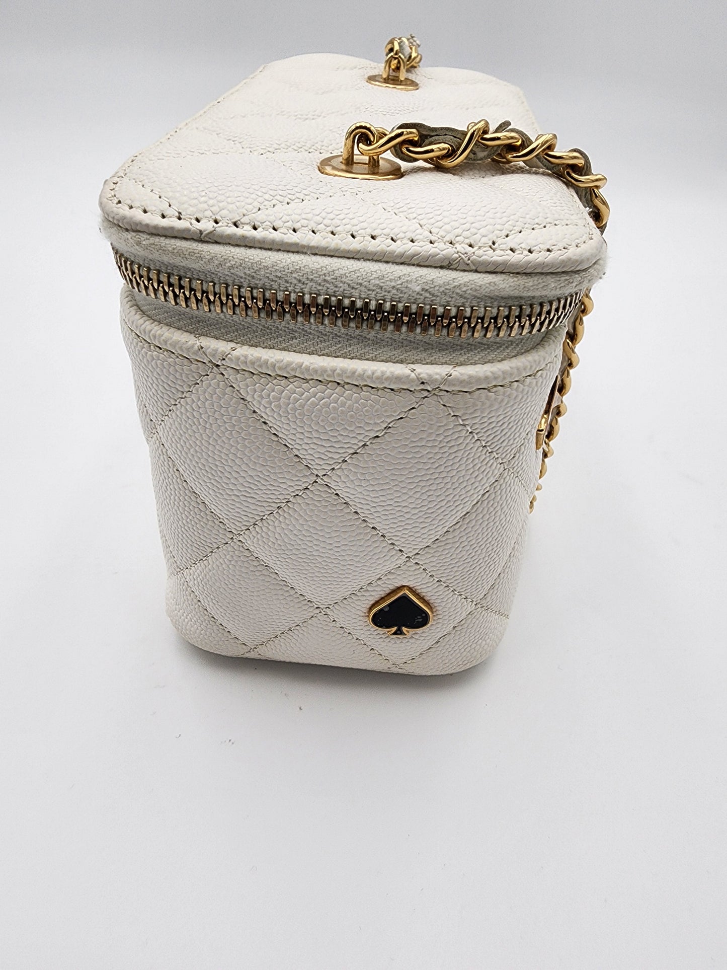Chanel Coco Casino Vanity Case In White Quilted Caviar Leather