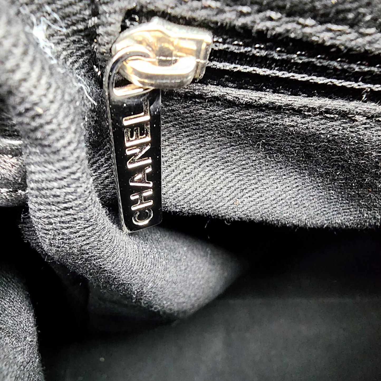 Chanel Caviar Ultimate Executive Tote Small Black SHW