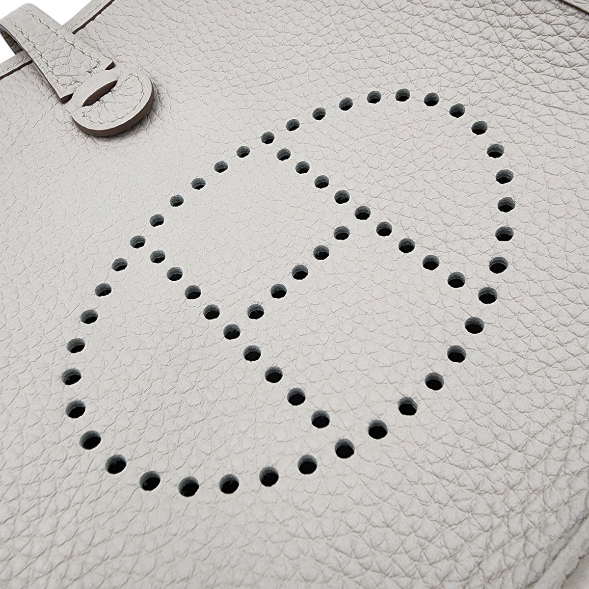 Hermès Clemence Evelyne TPM 16 Beton GHW Stamp B (2023)