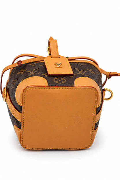 Louis Vuitton MonogramNoe Purse Monogram