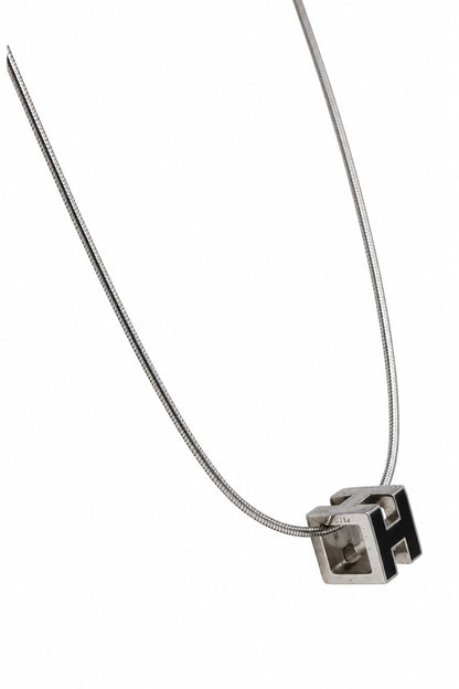 Hermès Pop H Pendant Necklace Black GHW