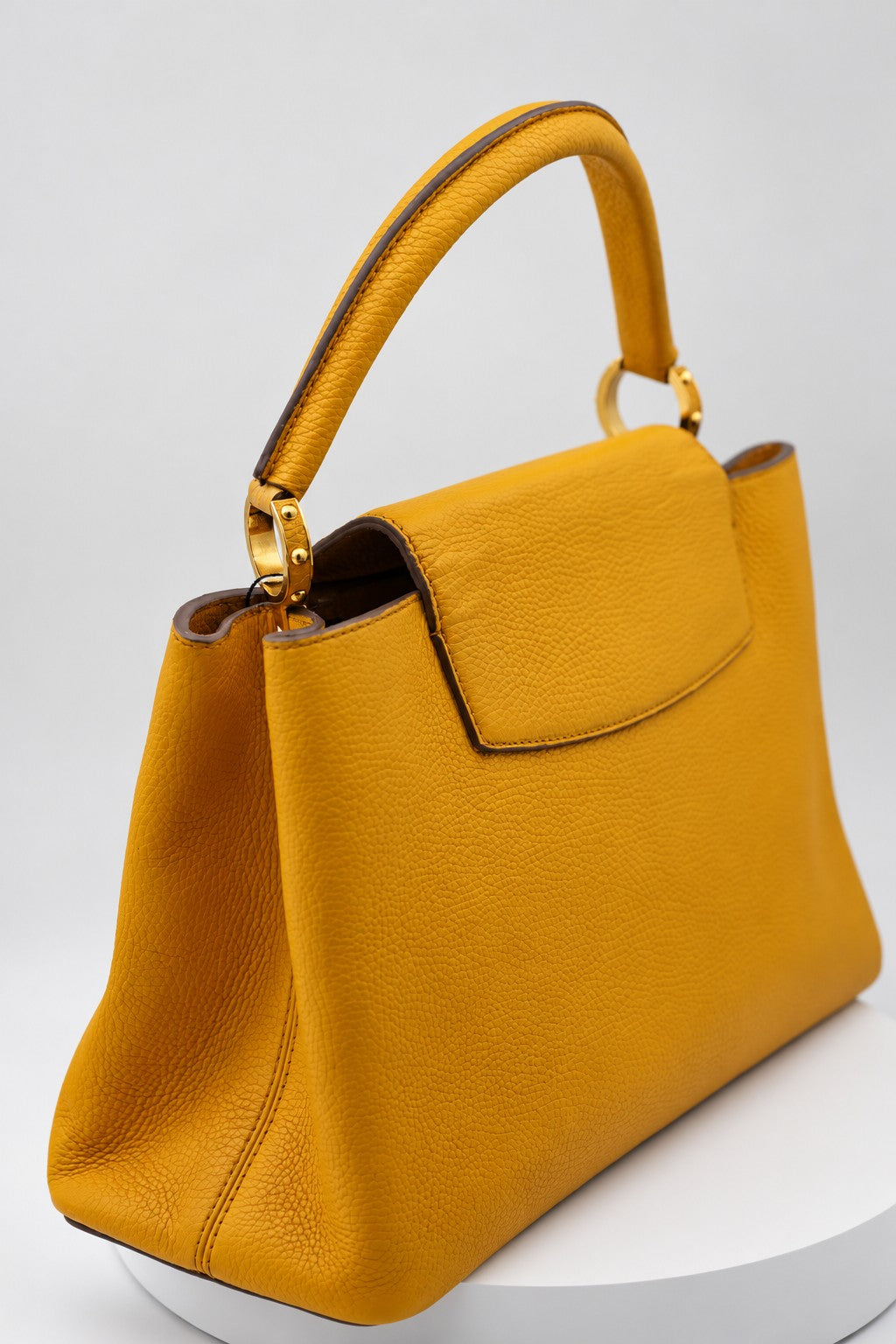 Louis Vuitton Capucines Bag Leather MM Yellow GHW
