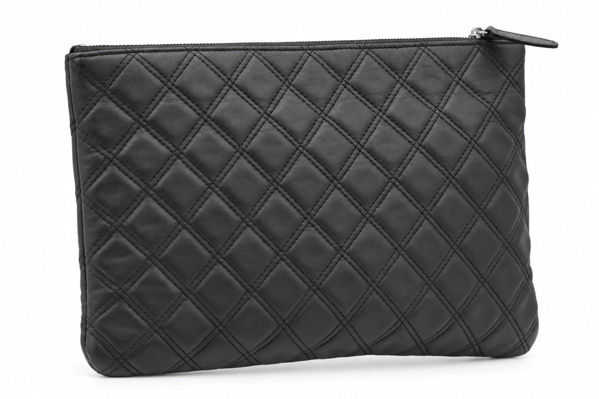 Chanel Quilted Caviar Leather O-Case Clutch Black