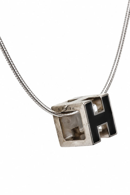 Hermès Pop H Pendant Necklace Black GHW