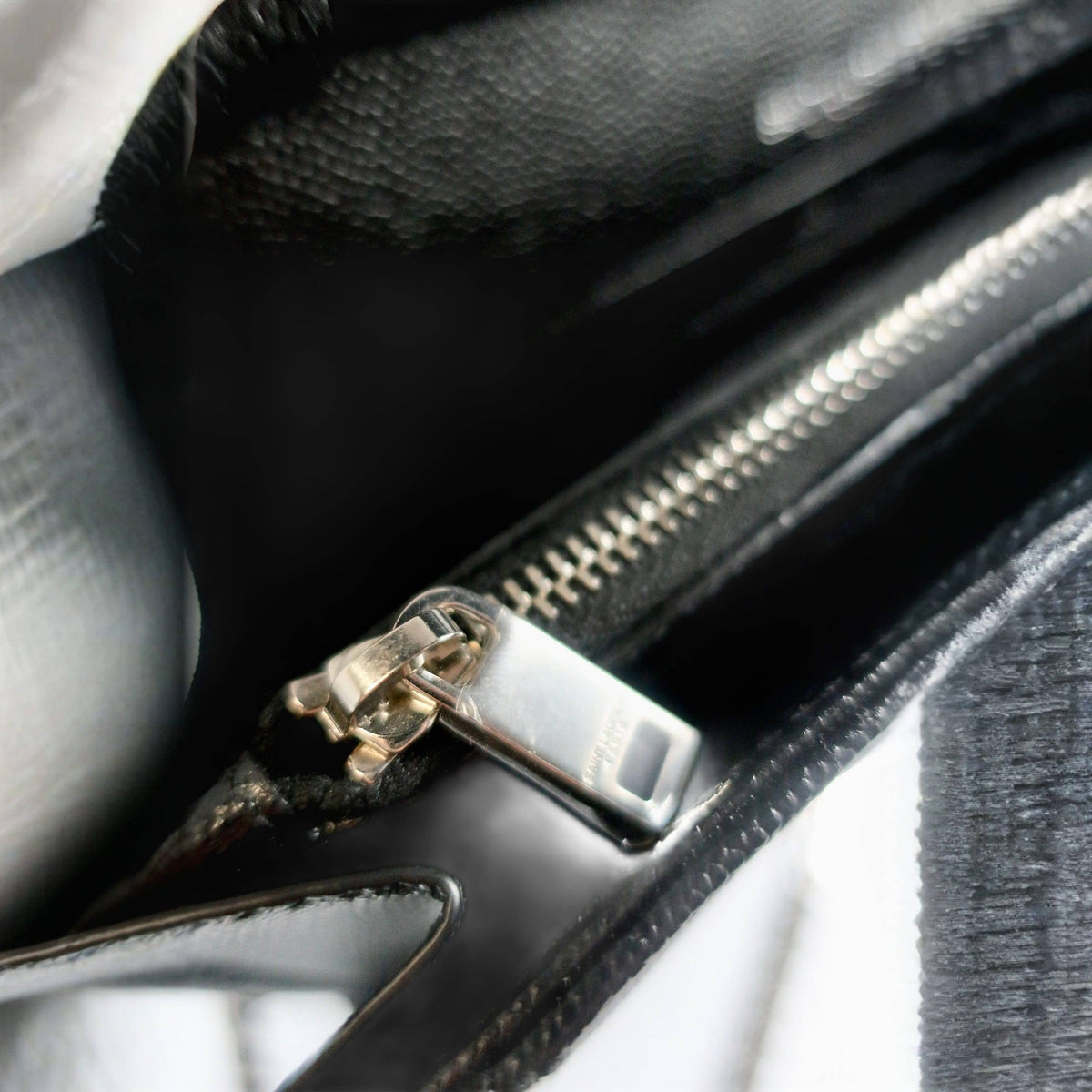 Saint Laurent  Grain De Poudre Matelasse Chevron Monogram Chain Wallet Black