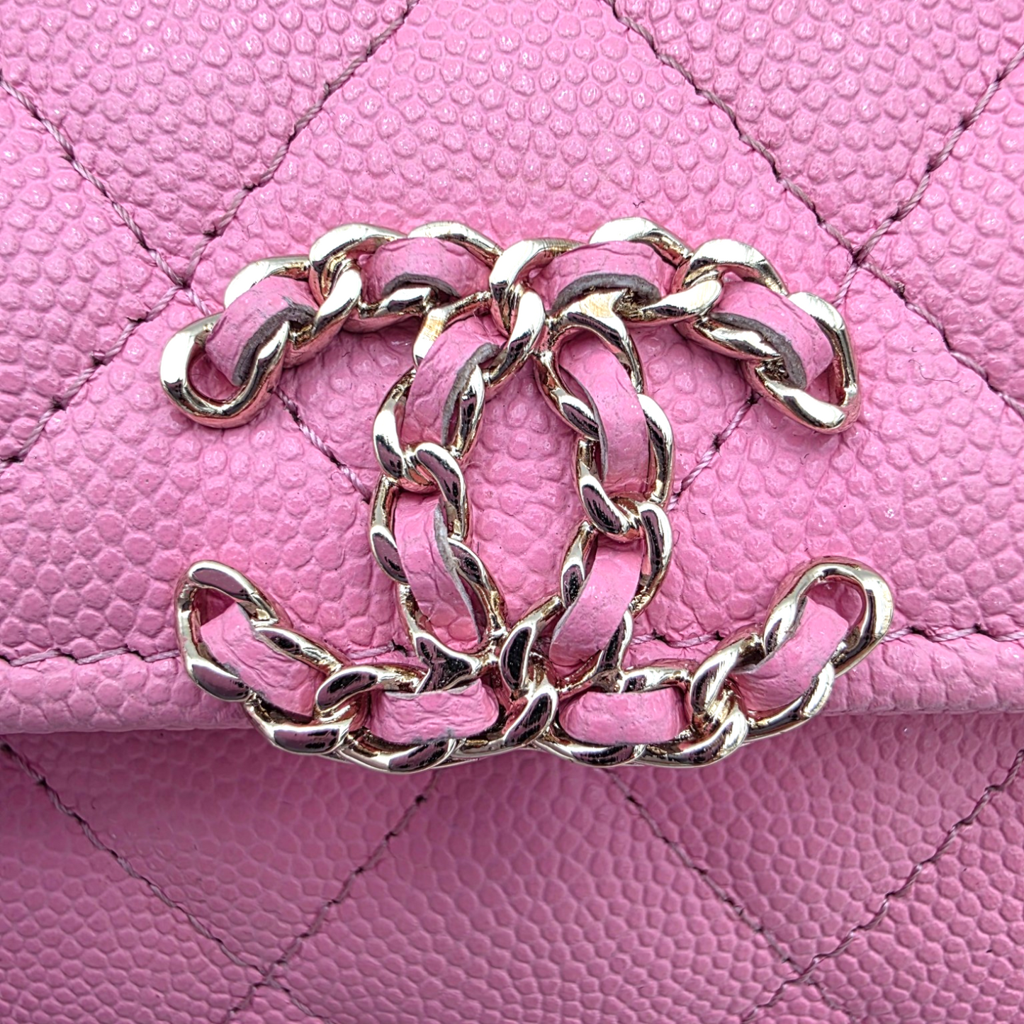 Chanel Quilted Pink Caviar Flap Phone Holder with Chain Spring-Summer 2026 Collection