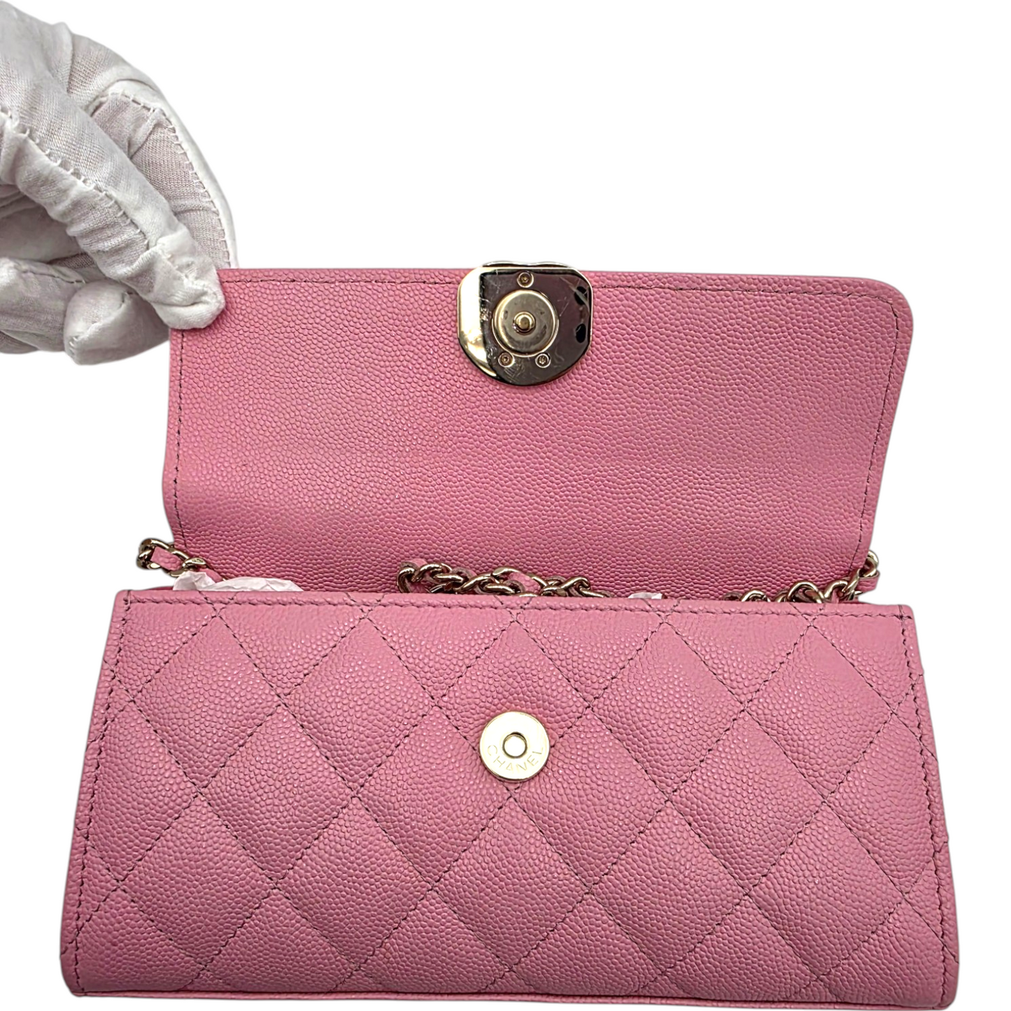 Chanel Quilted Pink Caviar Flap Phone Holder with Chain Spring-Summer 2026 Collection