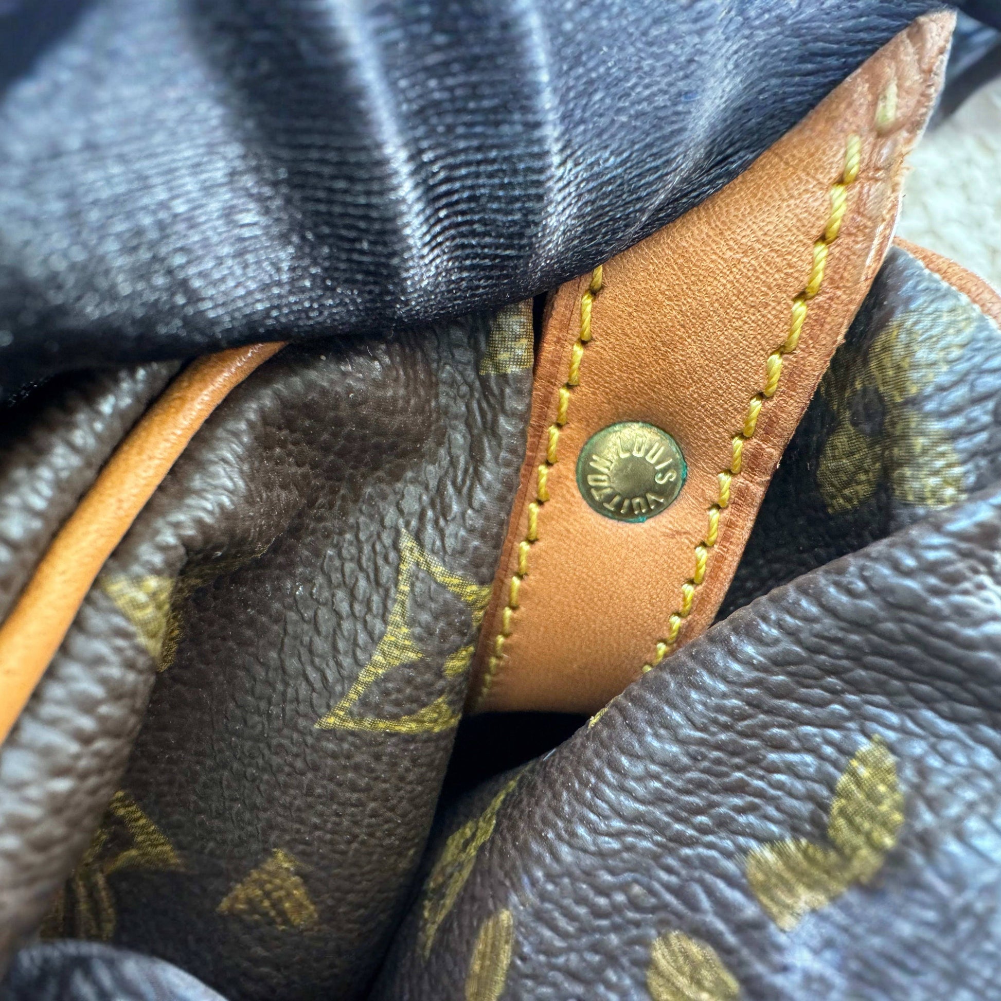 LOUIS VUITTON Monogram Saumur 30 Cross Body Shoulder Bag