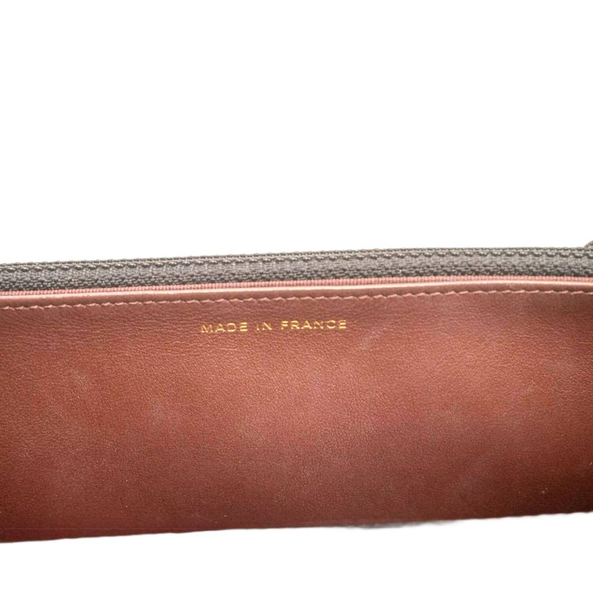 CHANEL Caviar Wallet On Chain