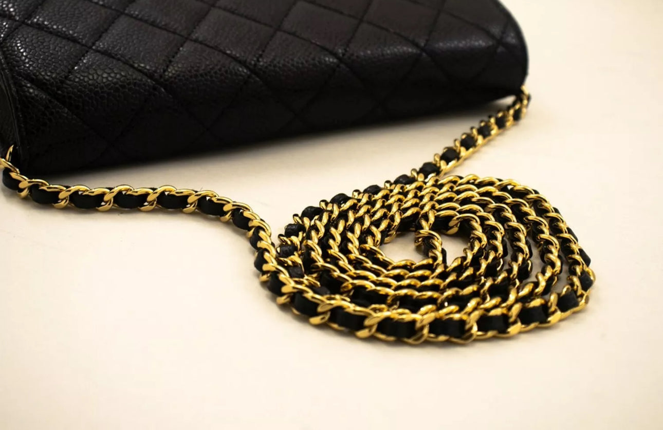 CHANEL Caviar Wallet On Chain