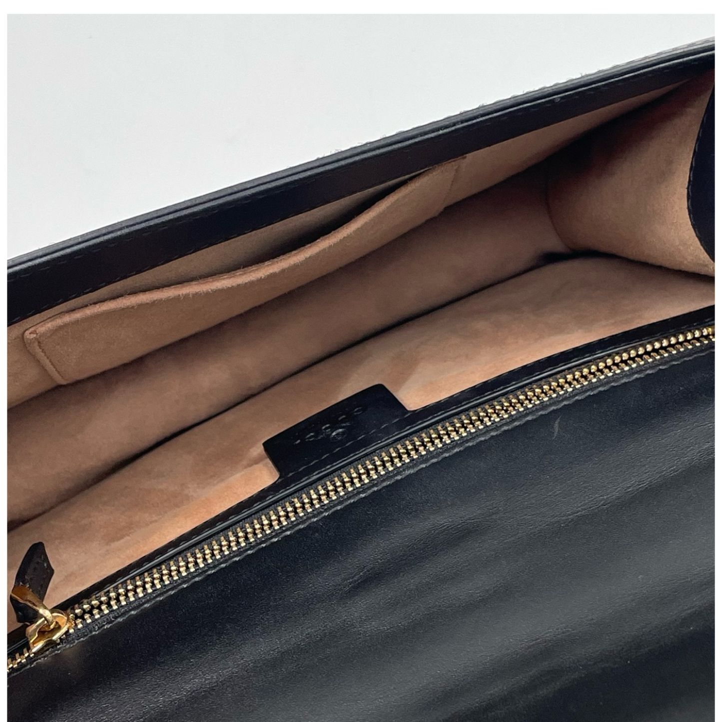 Gucci Smooth Calfskin Leather Small Sylvie Shoulder Bag Black GHW