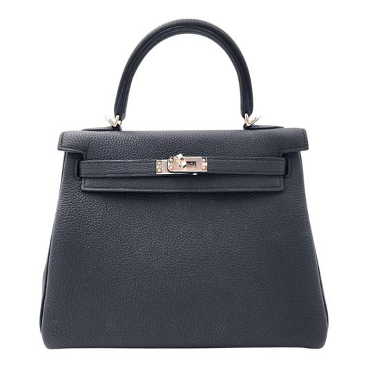 Hermès Kelly 25 in Togo Noir PHW