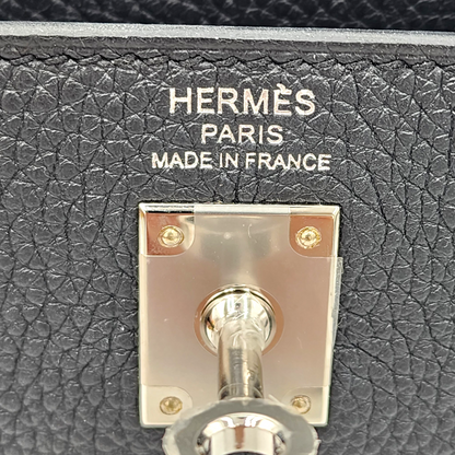 Hermès Kelly 25 in Togo Noir PHW