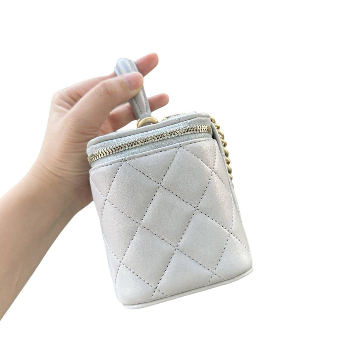 Chanel Lambskin Quilted Small Top Handle Vanity Case With Chain Light Grey
