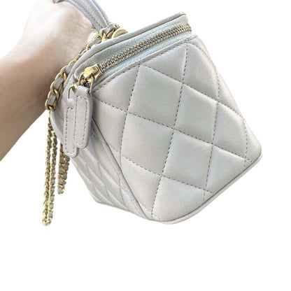 Chanel Lambskin Quilted Small Top Handle Vanity Case With Chain Light Grey