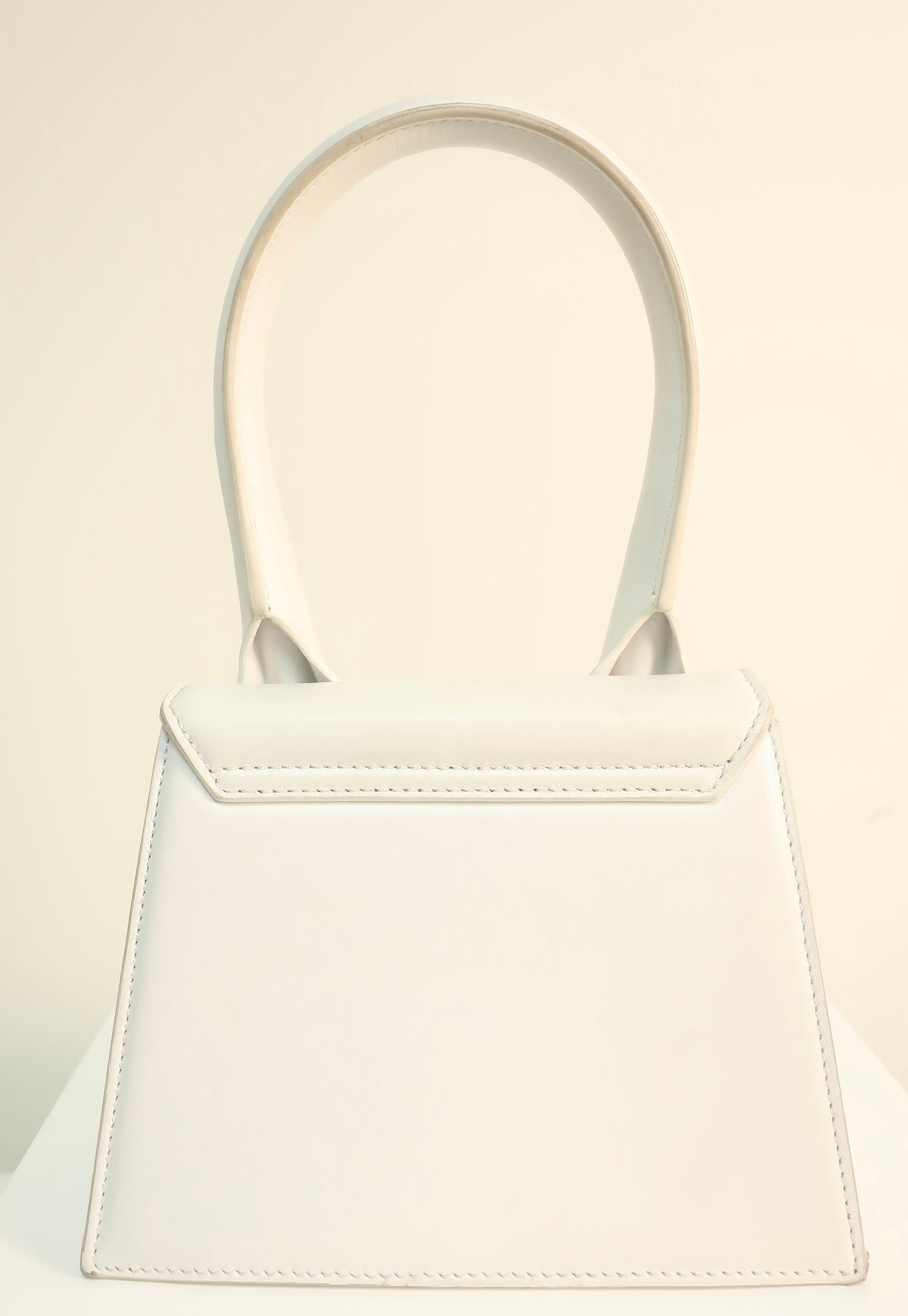 Jacquemus Moyen Le Chiquito Bag Leather