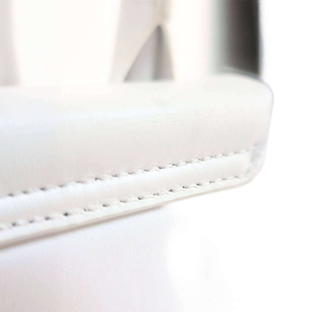 Jacquemus Moyen Le Chiquito Bag Leather
