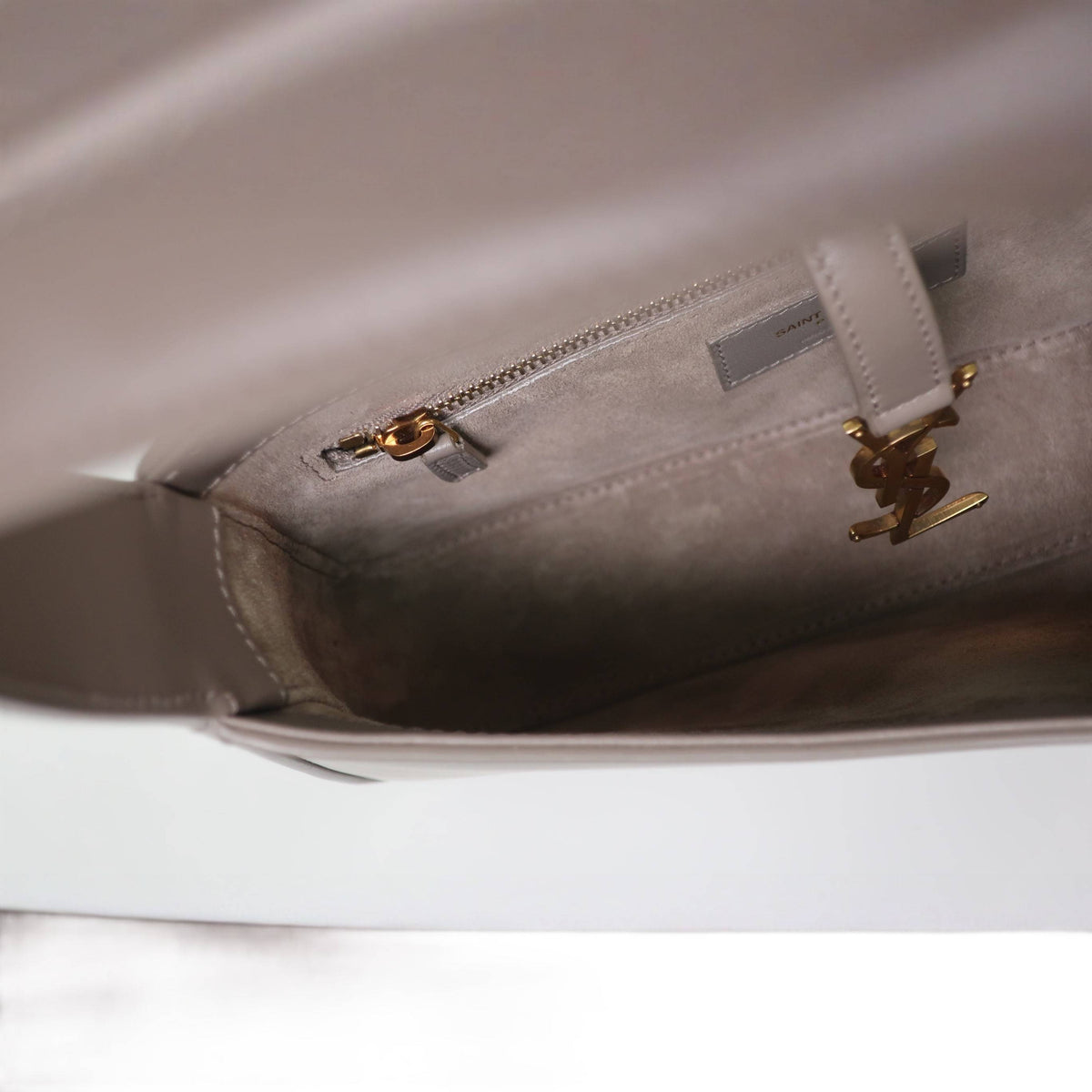 SAINT LAURENT Le 5 à 7 Hobo Bag in Smooth Leather