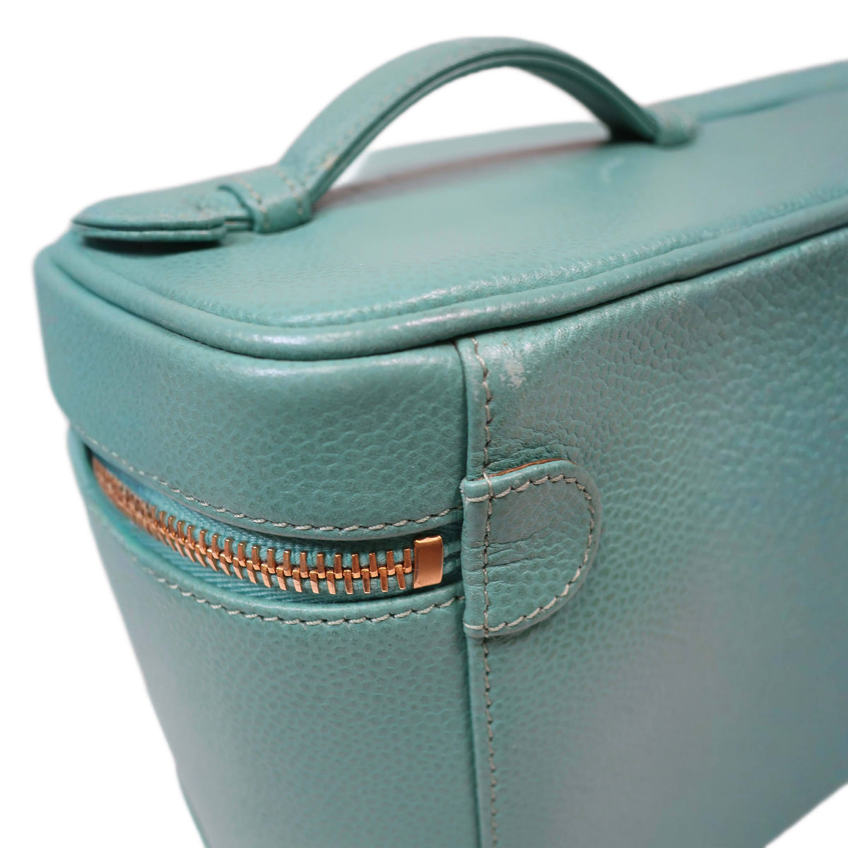 CHANEL Vanity Bag Pouch in Turquoise Blue Green Grained Leather