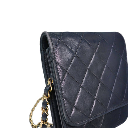 CHANEL Vintage Quilted Matelasse 25 Chain Shoulder Bag