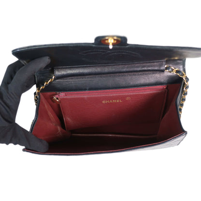 CHANEL Vintage Quilted Matelasse 25 Chain Shoulder Bag