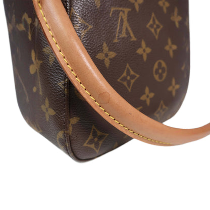 LOUIS VUITTON Shoulder Bag