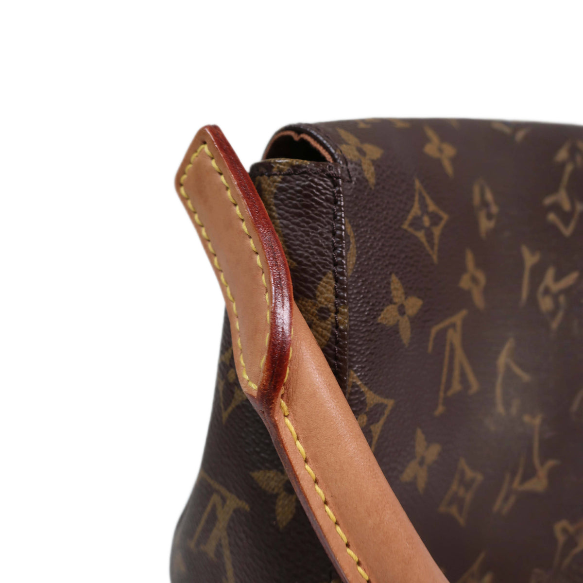 LOUIS VUITTON Shoulder Bag
