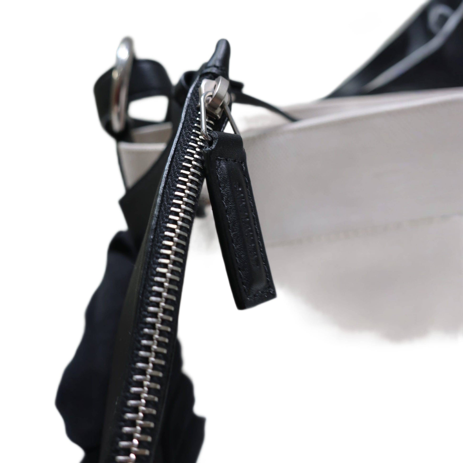 SAINT LAURENT RIVE GAUCHE BUCKET BAG