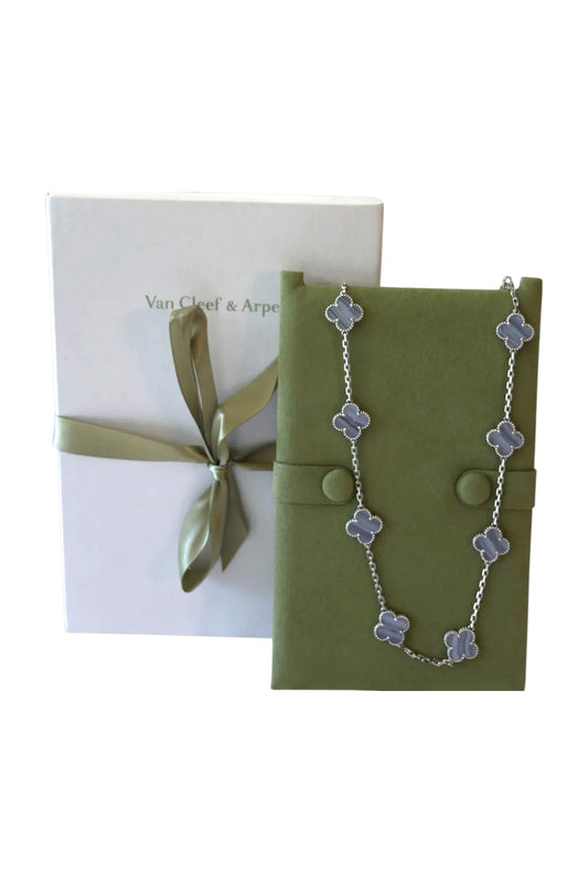 Van Cleef & Arpels White Gold Chalcedony Vintage Alhambra 10 Motif  Necklace
