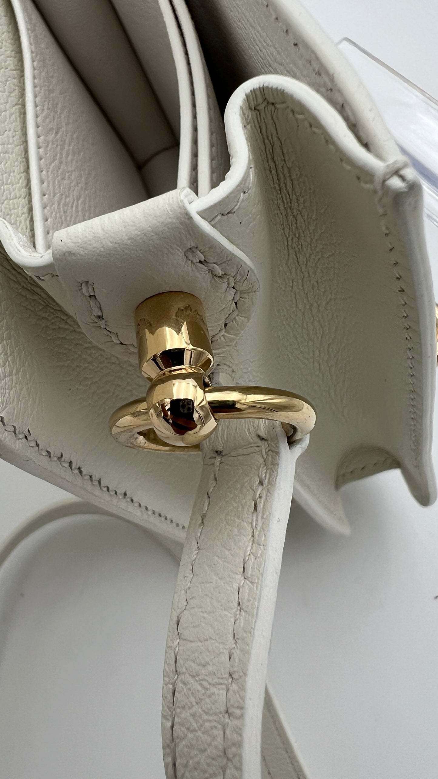 Hermès Roulis Mini 18 Bag White Evercolor With Permabrass hardware