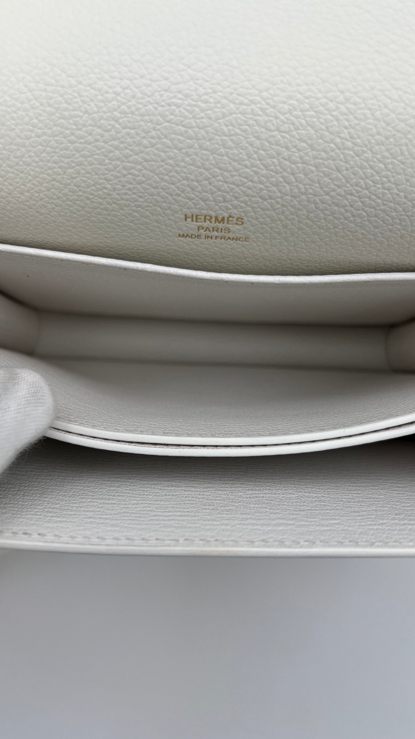 Hermès Roulis Mini 18 Bag White Evercolor With Permabrass hardware
