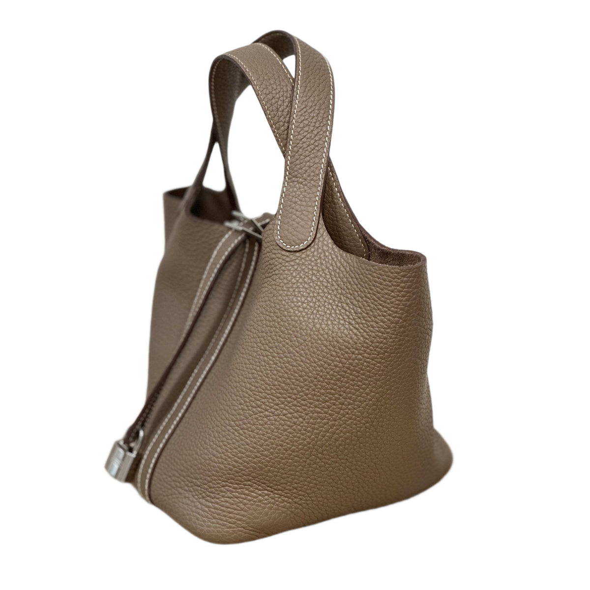 HERMES Taurillon Clemence Picotin Lock 18 PM Etoupe