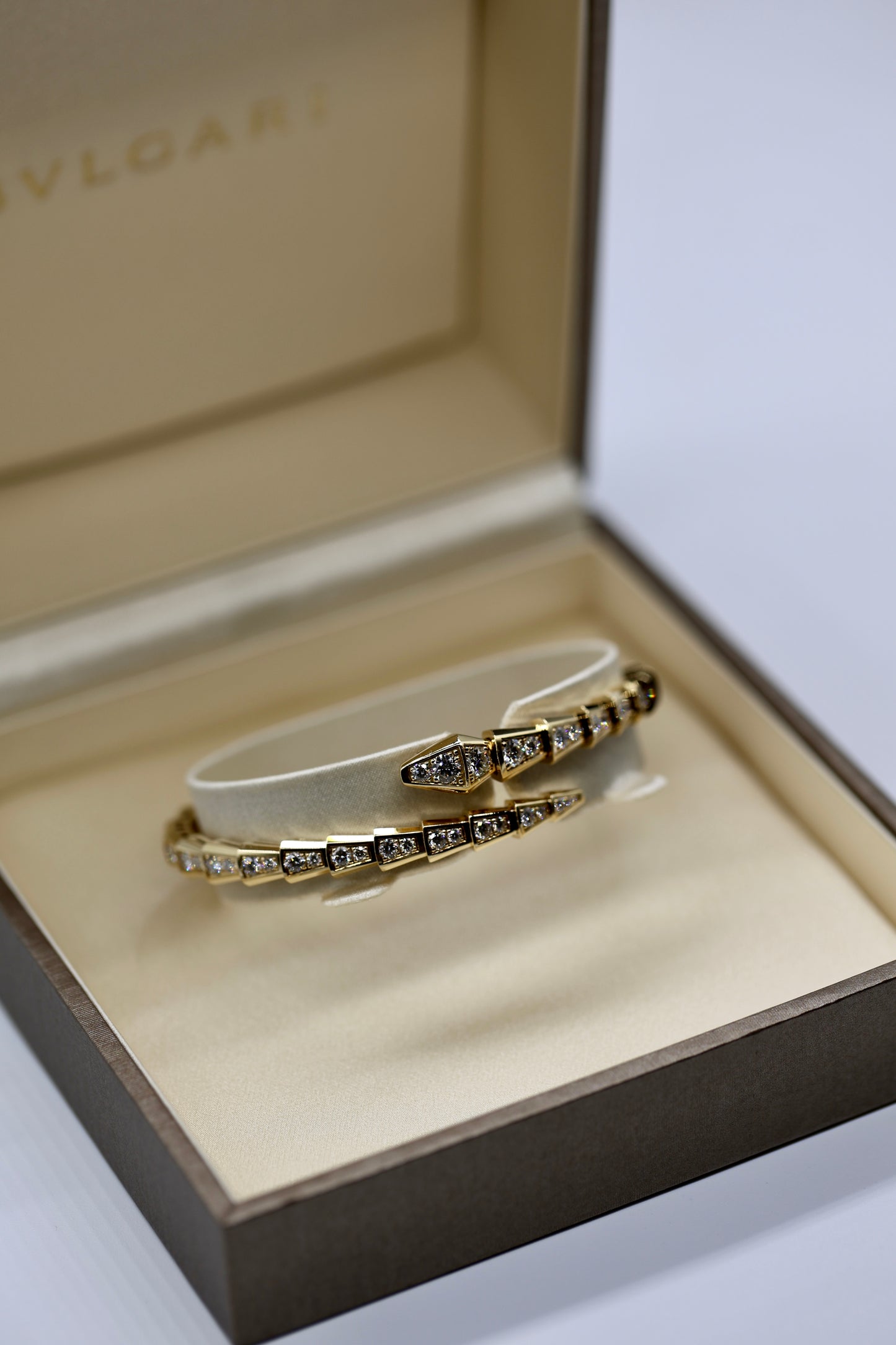 BVLGARI Serpenti Viper Diamond Bracelet 18K Yellow Gold