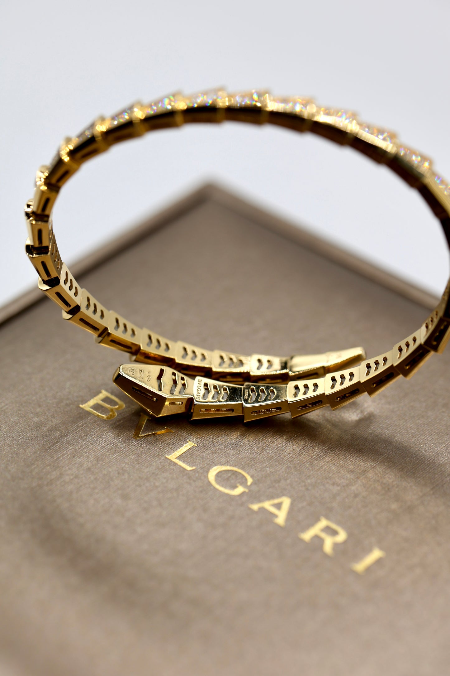 BVLGARI Serpenti Viper Diamond Bracelet 18K Yellow Gold