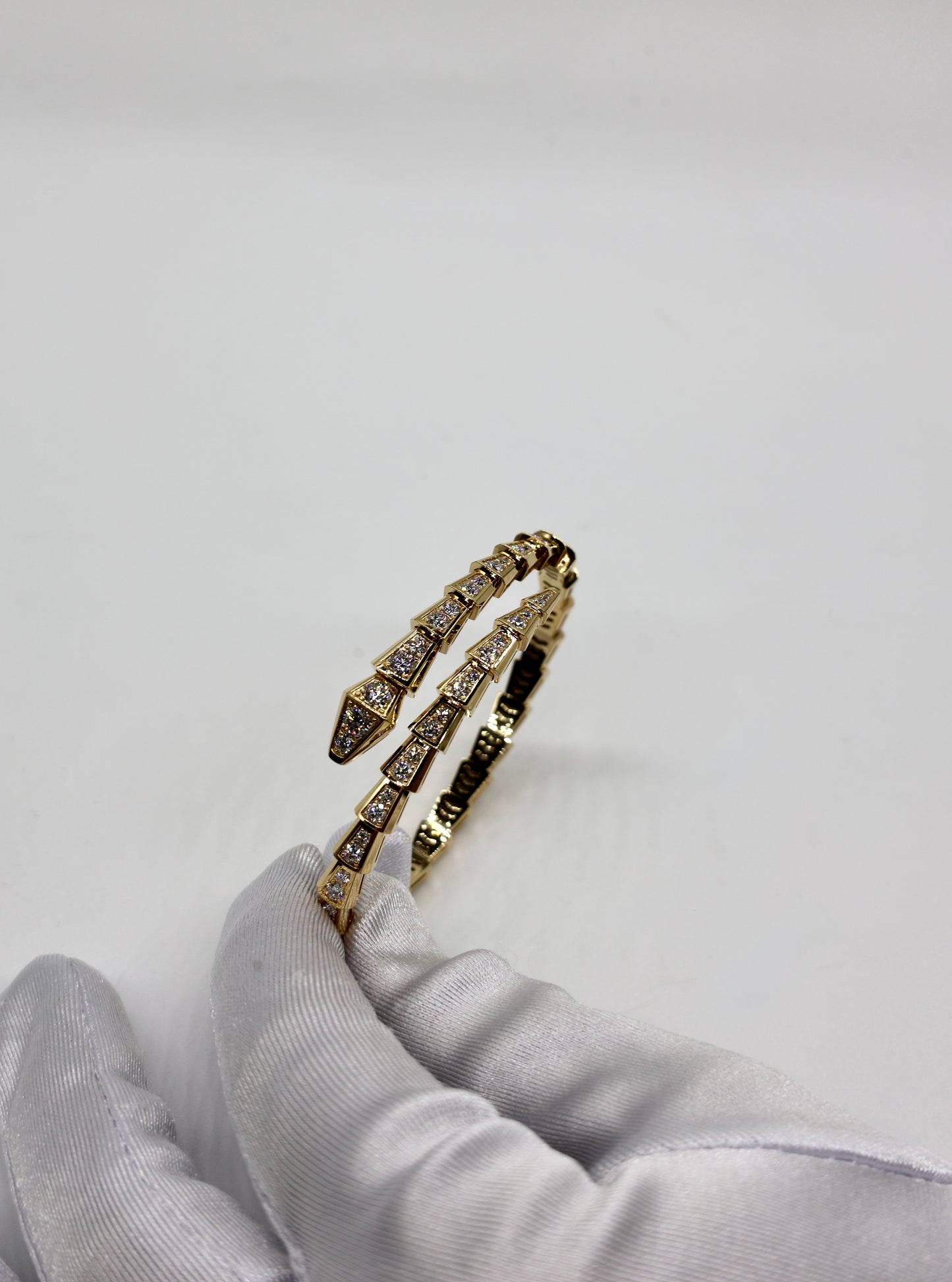 BVLGARI Serpenti Viper Diamond Bracelet 18K Yellow Gold